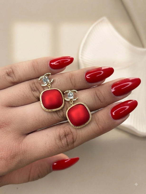 گوشواره شنل قرمز مات/کد 184